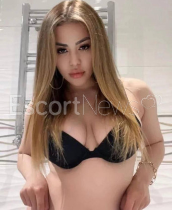 Photo escort girl Samiraa: the best escort service